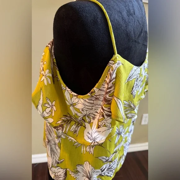 Sweet Rain Floral Top with Cold Shoulders - Picture 4 of 5